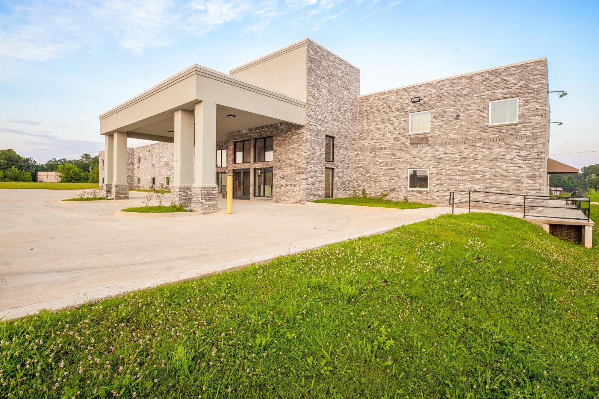 Oyo Hotel Adairsville Calhoun South I-75 Exterior photo